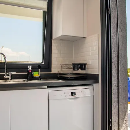 Amazing With Private Pool In Cesme * אלאקאטי