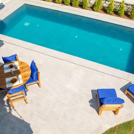 Amazing With Private Pool In Cesme וילה אלאקאטי