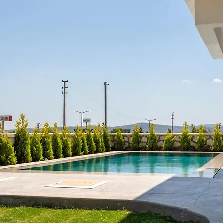 Amazing With Private Pool In Cesme *